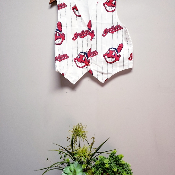 Pair of Vintage Cleveland Indians Pinstripe Vests, Unisex, Size Large - Picture 3 of 9